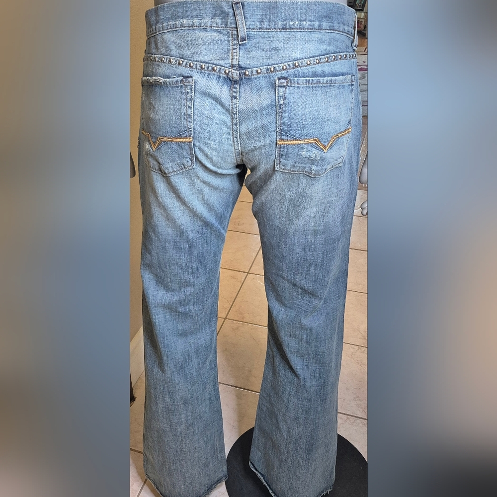 Guess Falcon Low Rise Bootcut Jeans with Vintage Distressing - Picture 9 of 13